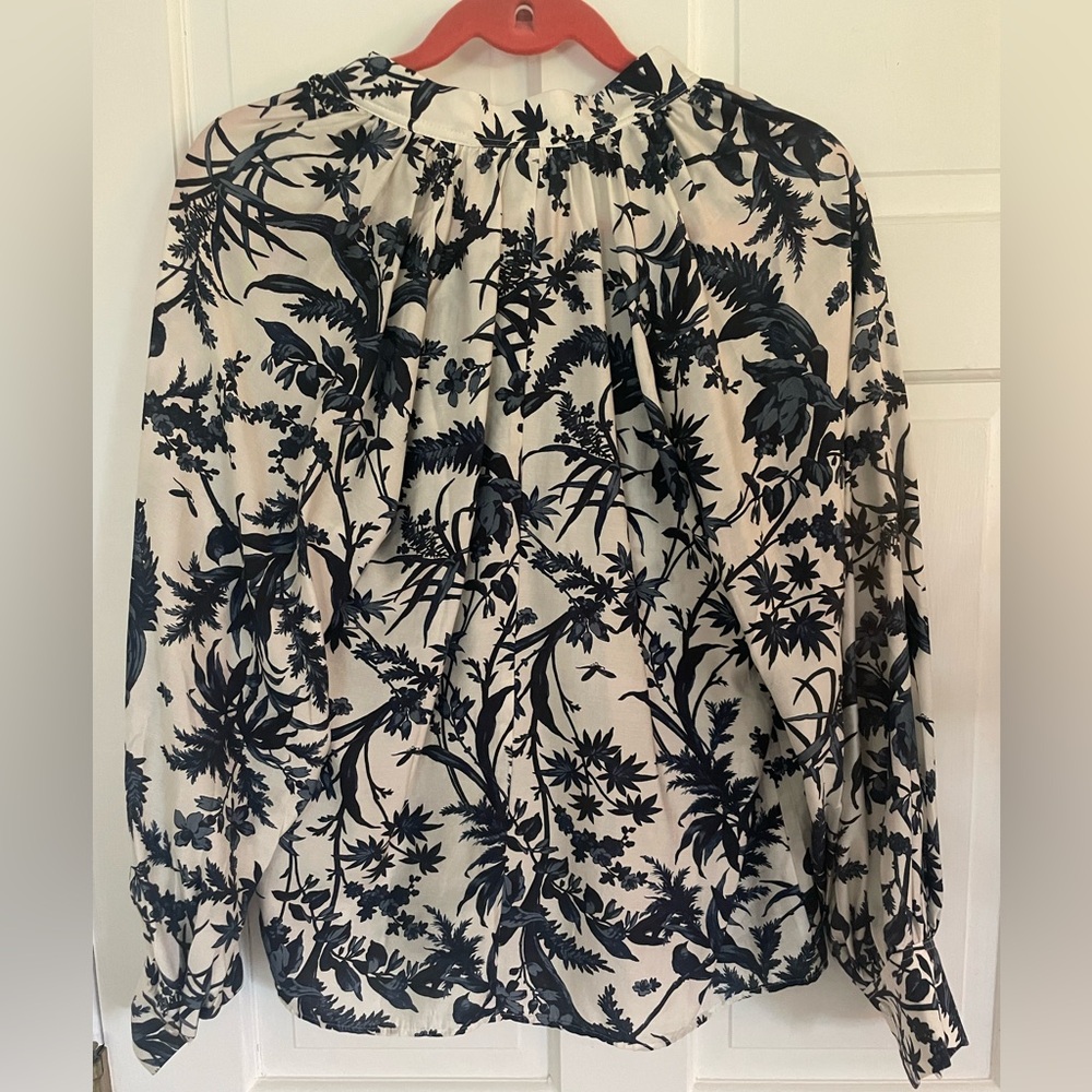 H&M Oversized Navy & White Patterned Blouse in Small - Picture 5 of 9